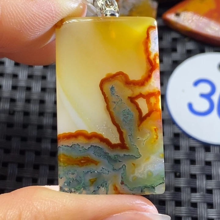 玛瑙/玉髓颈饰未镶嵌刘*豪