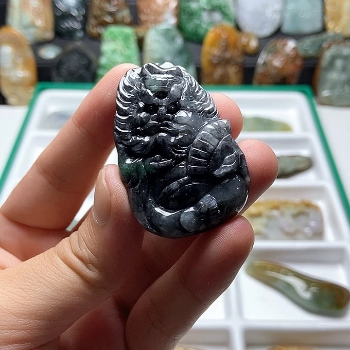 颈饰未镶嵌翡翠翡翠a货