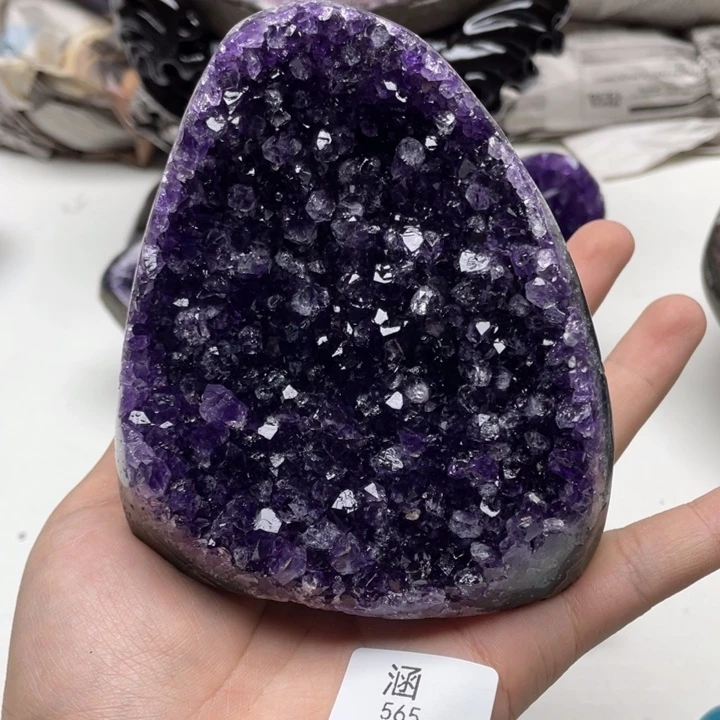 未镶嵌大型摆件（非配饰）紫晶