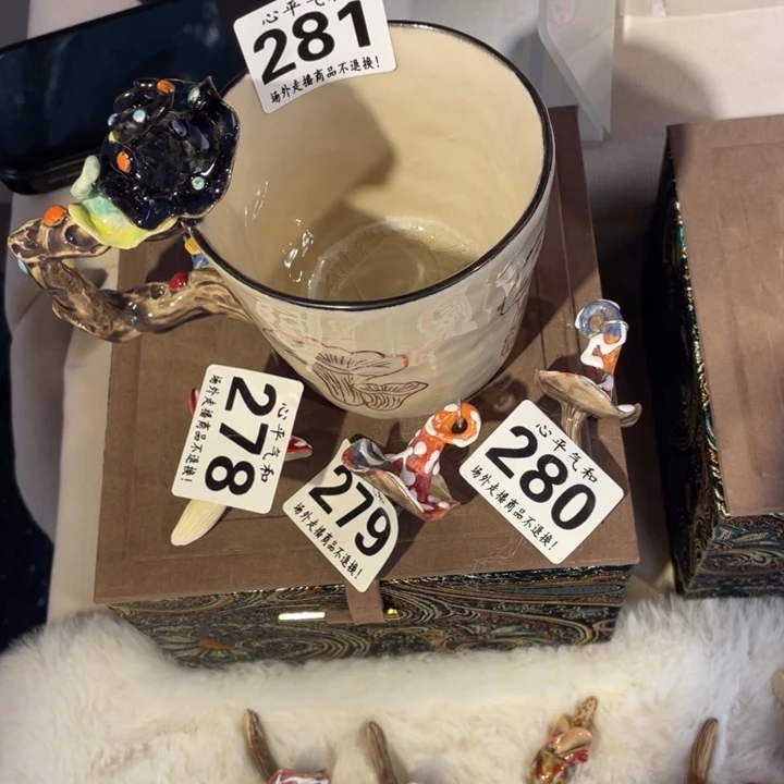 陶瓷陶瓷陶瓷陶瓷*‍***