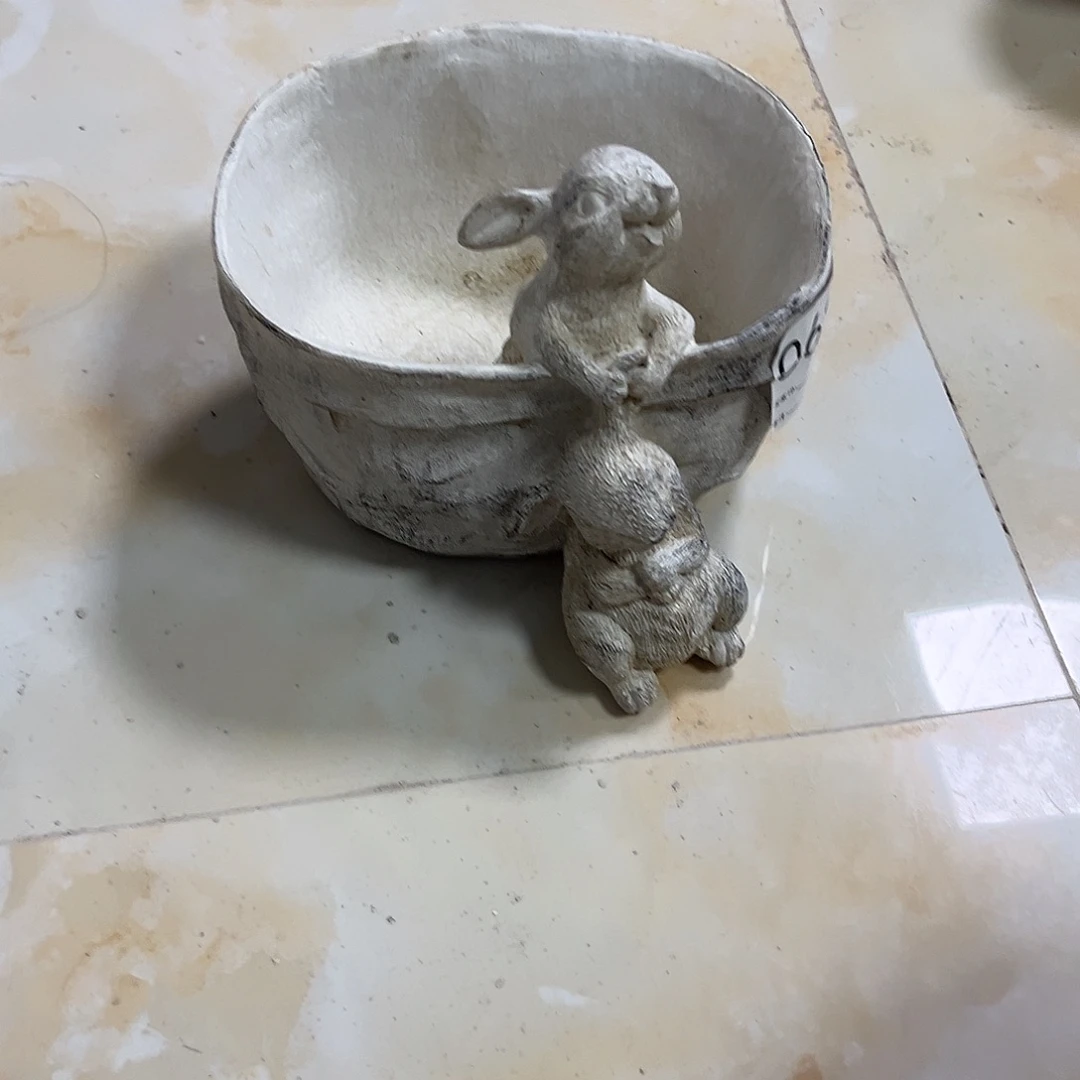 口径16高度15，兔子花盆