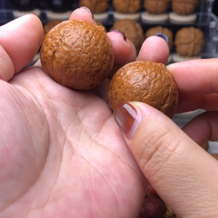 文玩核桃把件42小红蛇34尺