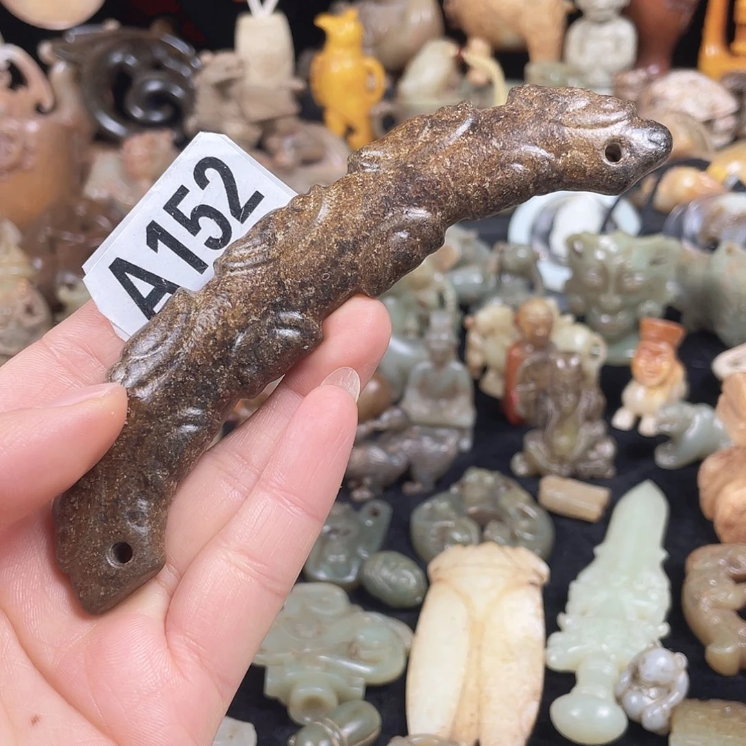 蛇纹石玉未镶嵌挂件