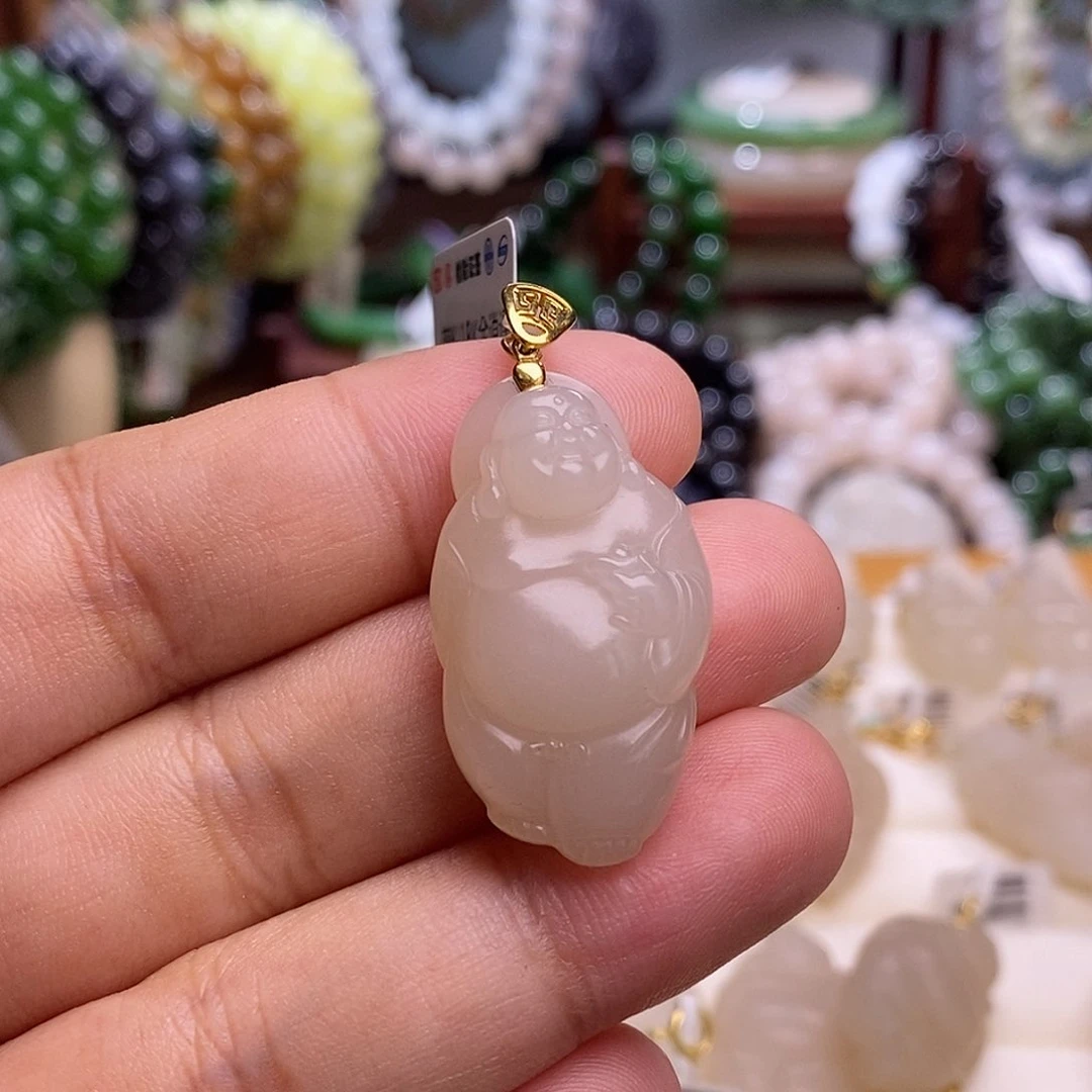 和田玉未镶嵌收藏级藕粉老矿高冰红粉金镶逍遥佛