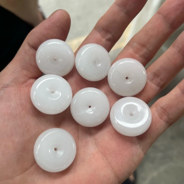 金丝玉平安扣多样性发货拍一发一