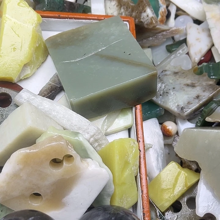 未镶嵌和田玉珠宝奇石辉*