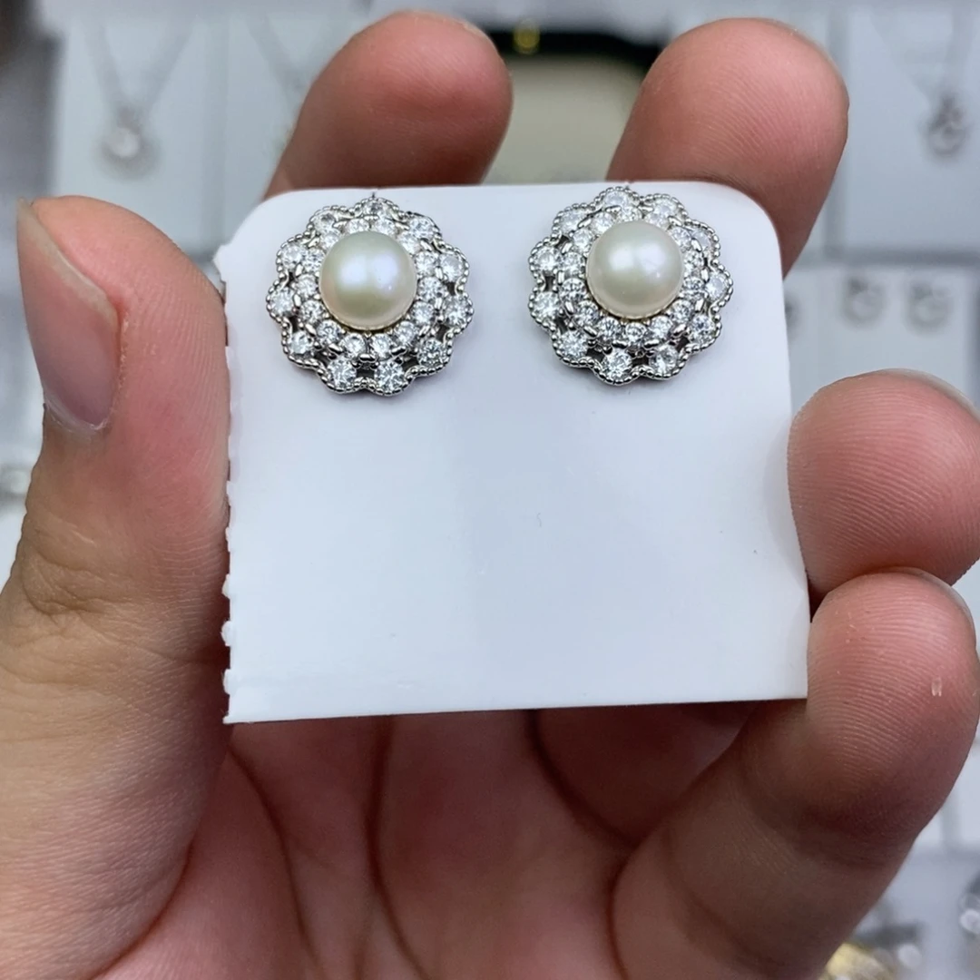 耳饰未镶嵌淡水珍珠