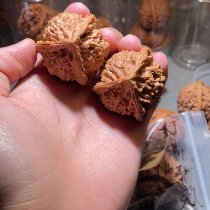 吊坠文玩核桃官帽奔