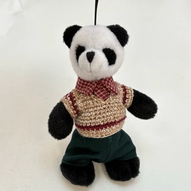 H1549 微瑕熊猫挂件，尺寸约：10cm