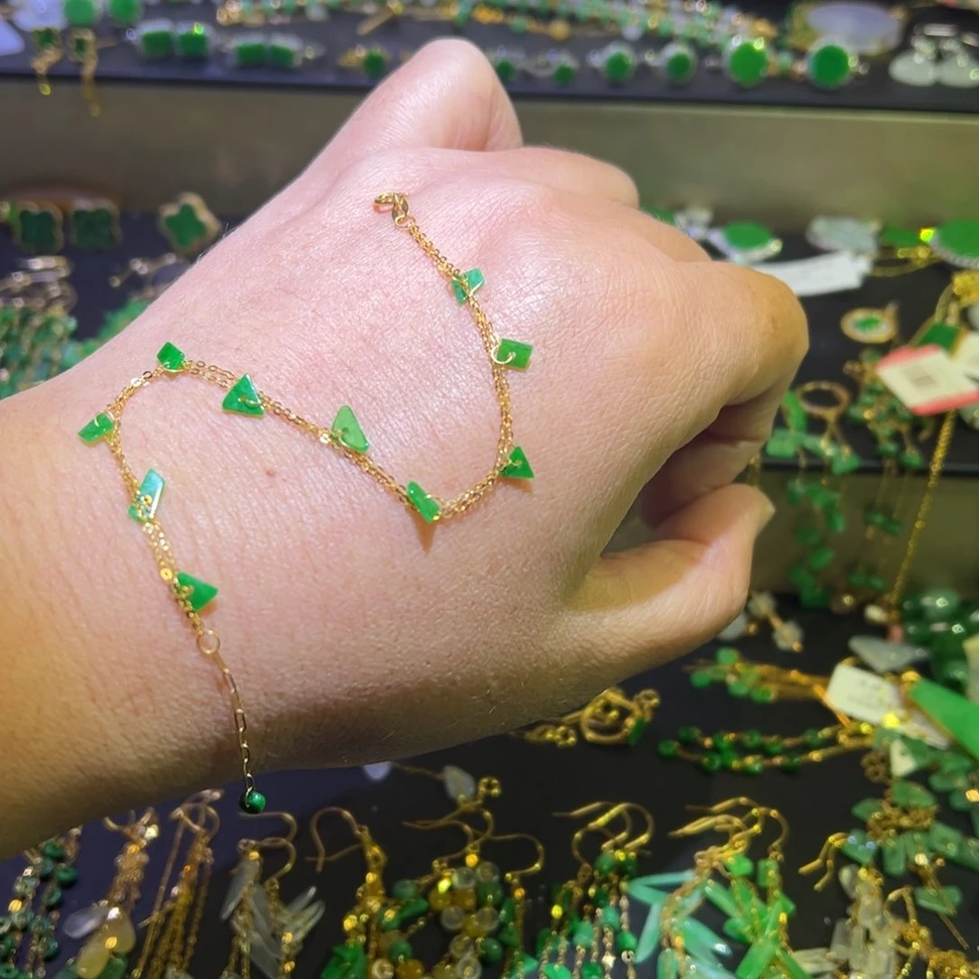 颈饰18K金镶嵌翡翠手链