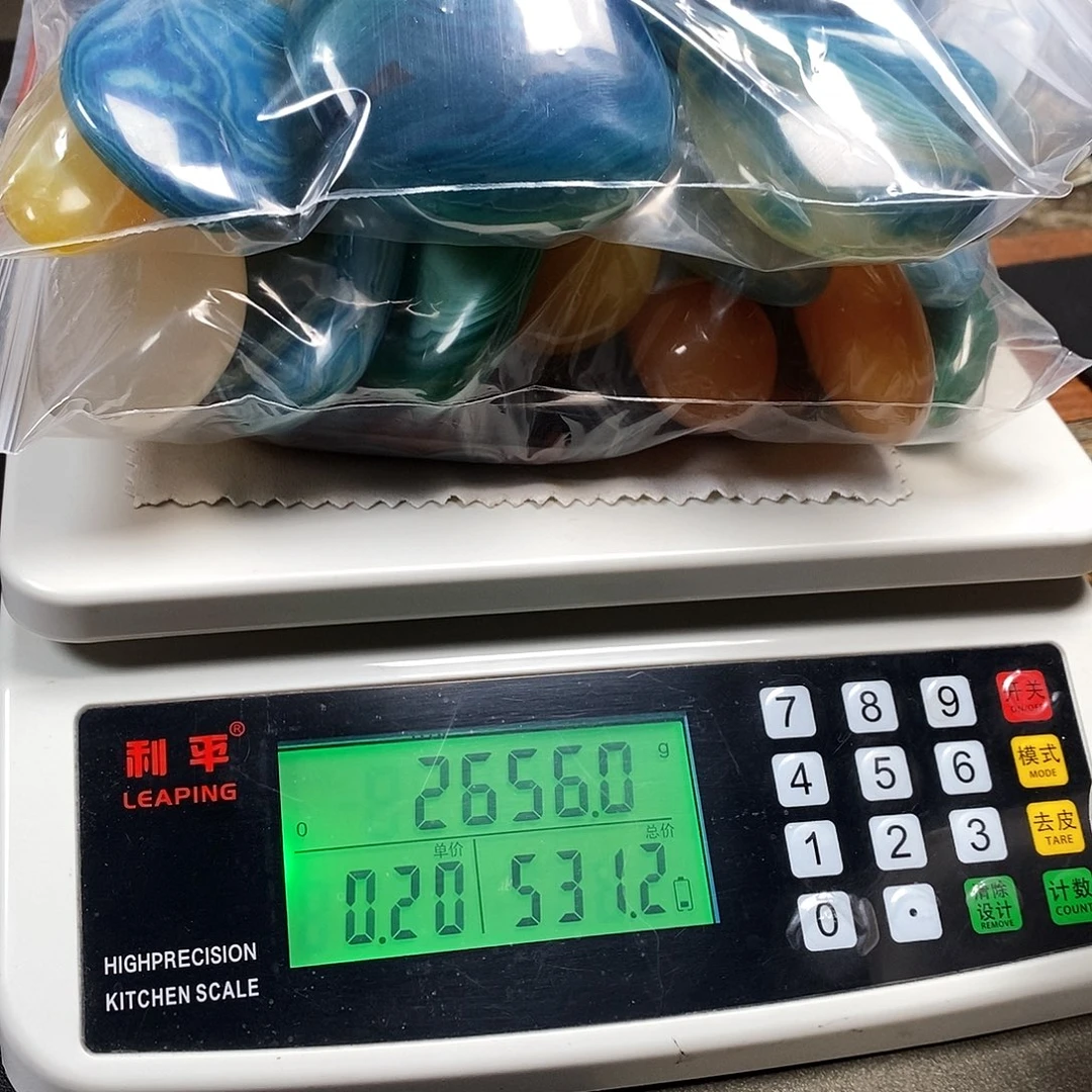 玛瑙/玉髓三毛未镶嵌清**月
