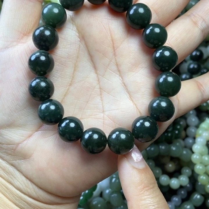 颈饰未镶嵌和田玉卡12