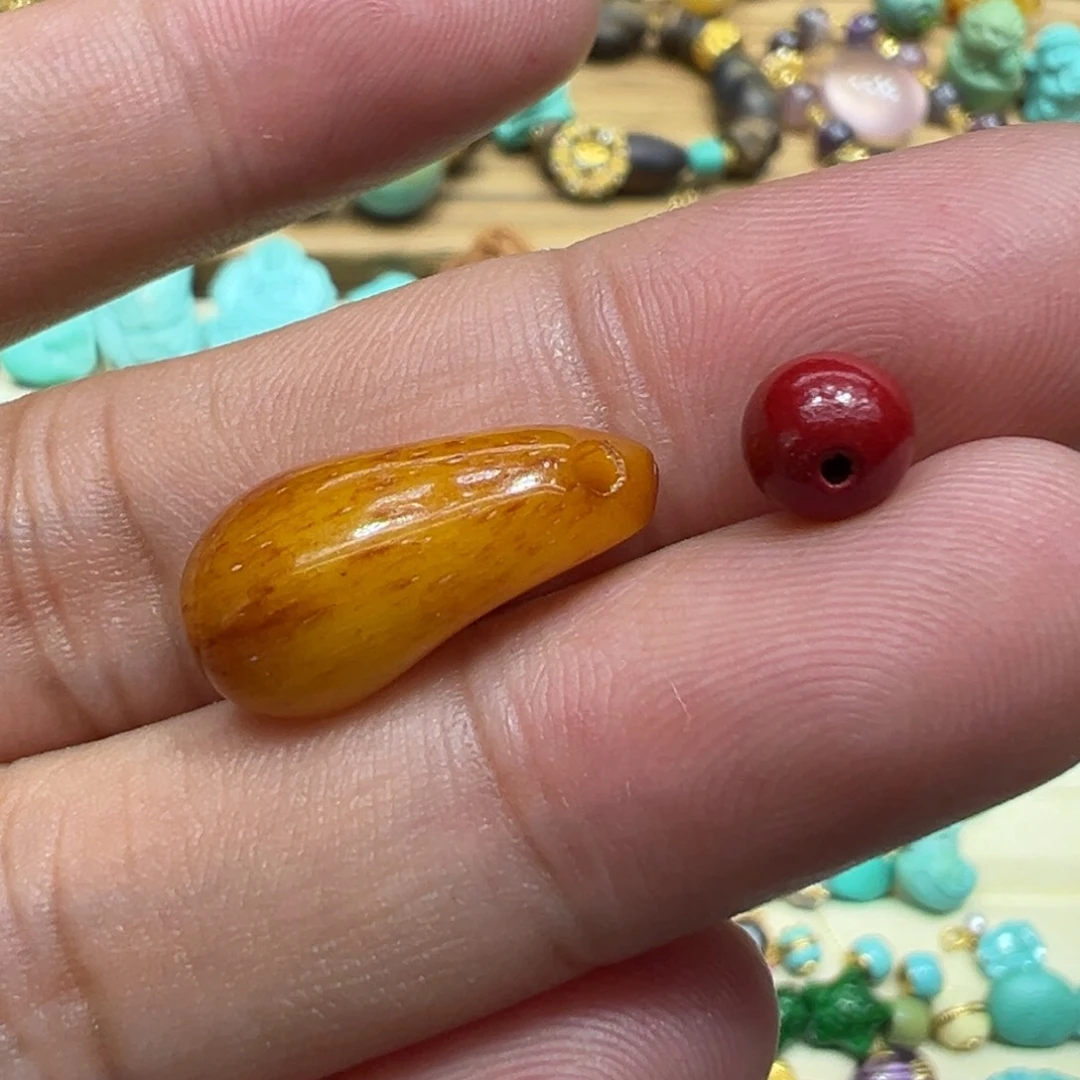南红玛瑙未镶嵌颈饰