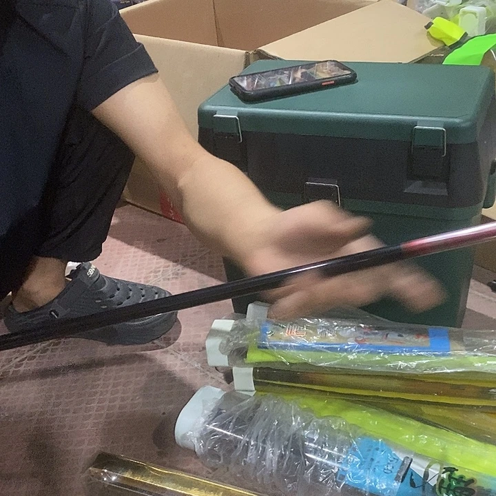 邮件3.6米鱼竿一根