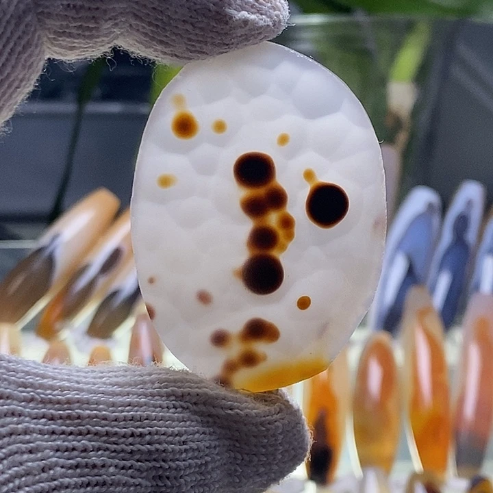 玛瑙/玉髓未镶嵌珠宝半成品51