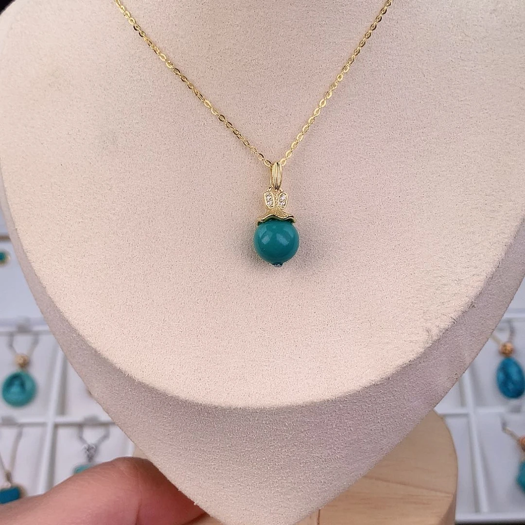 未镶嵌绿松石颈饰