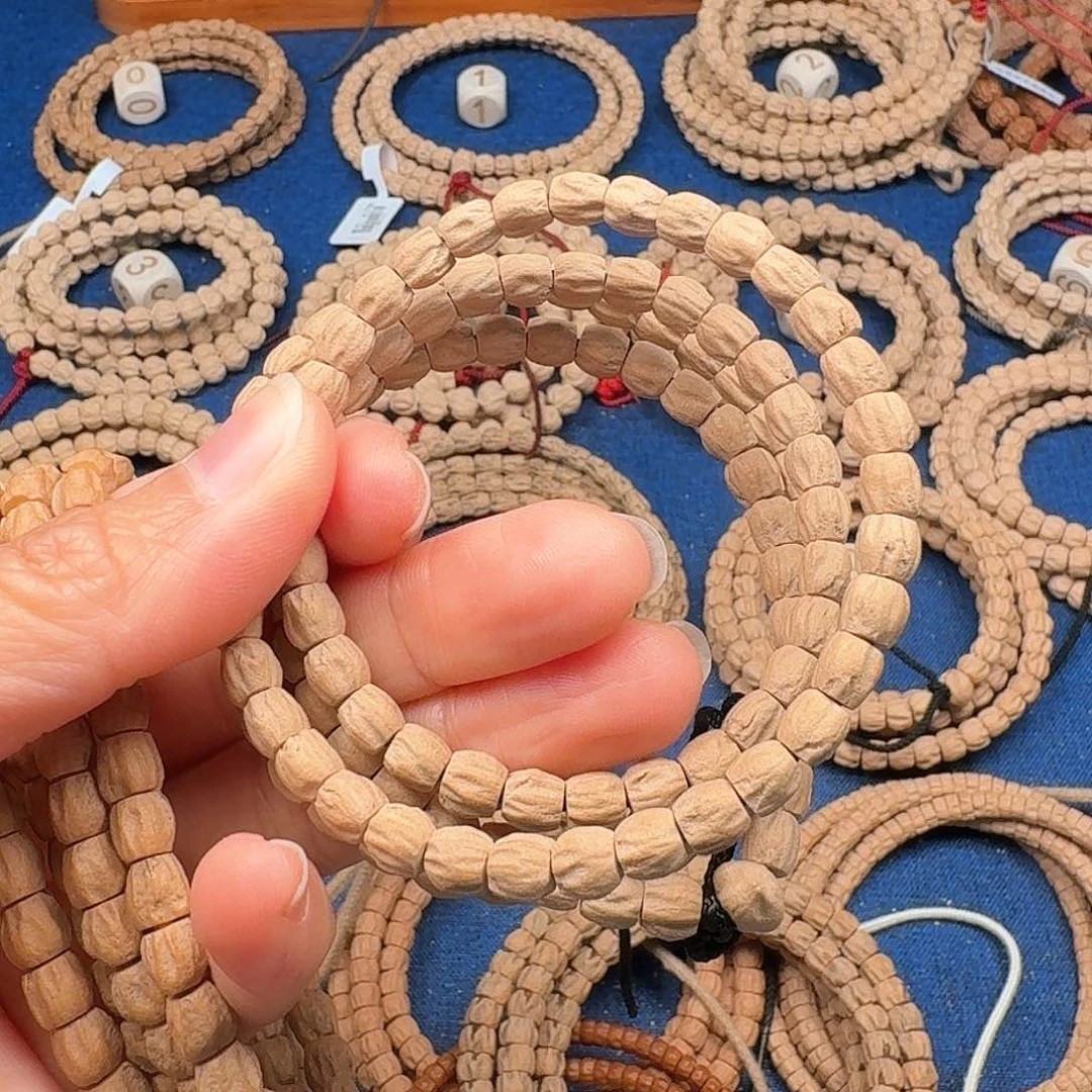 柏香籽/百香籽吊坠大**土