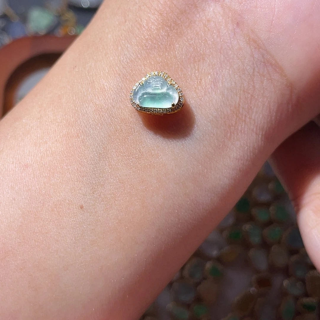 吊坠(不含链)18K金镶嵌翡翠