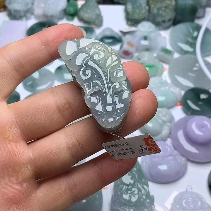 翡翠未镶嵌颈饰天然翡翠