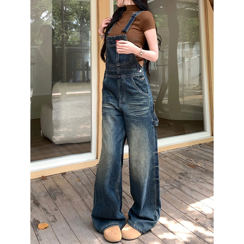 慵懒休闲做旧蓝牛背带裤女2025冬季新款宽松显瘦垂感百搭拖地长裤