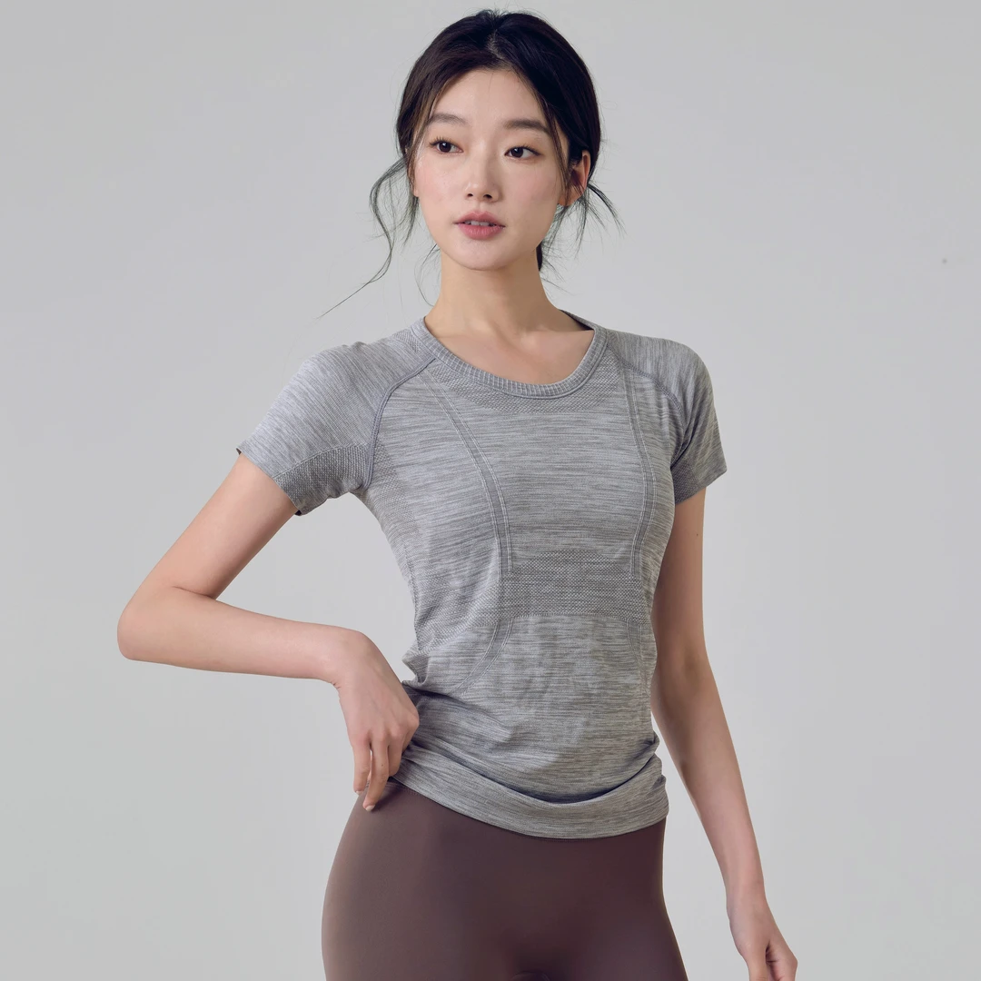 健身女孩透气运动短袖t恤修身显瘦弹力瑜伽服休闲跑步速干健身服