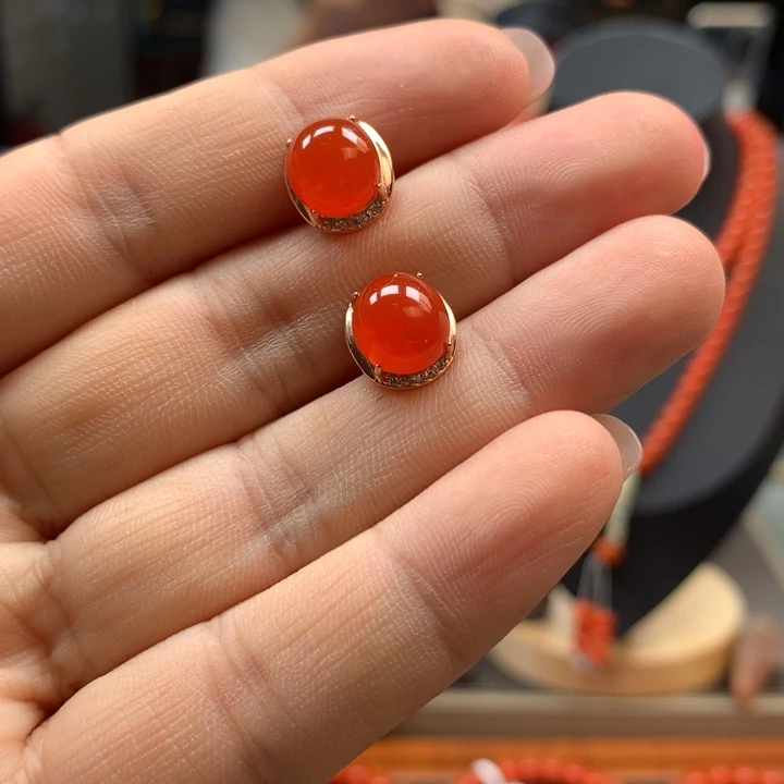 t***你银S925镶嵌南红玛瑙耳饰