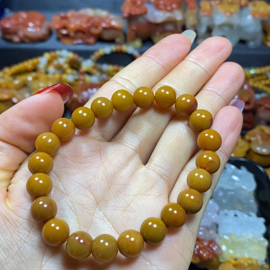 石英质玉（黄龙玉）未镶嵌颈饰