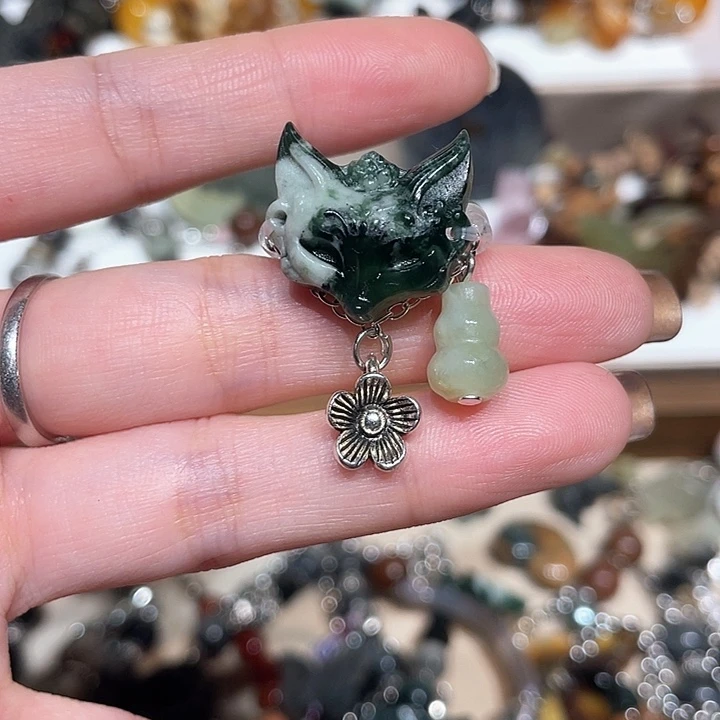 蛇纹石玉合金颈饰