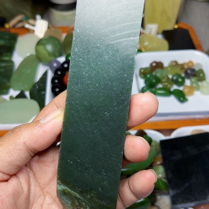未镶嵌和田玉珠宝奇石