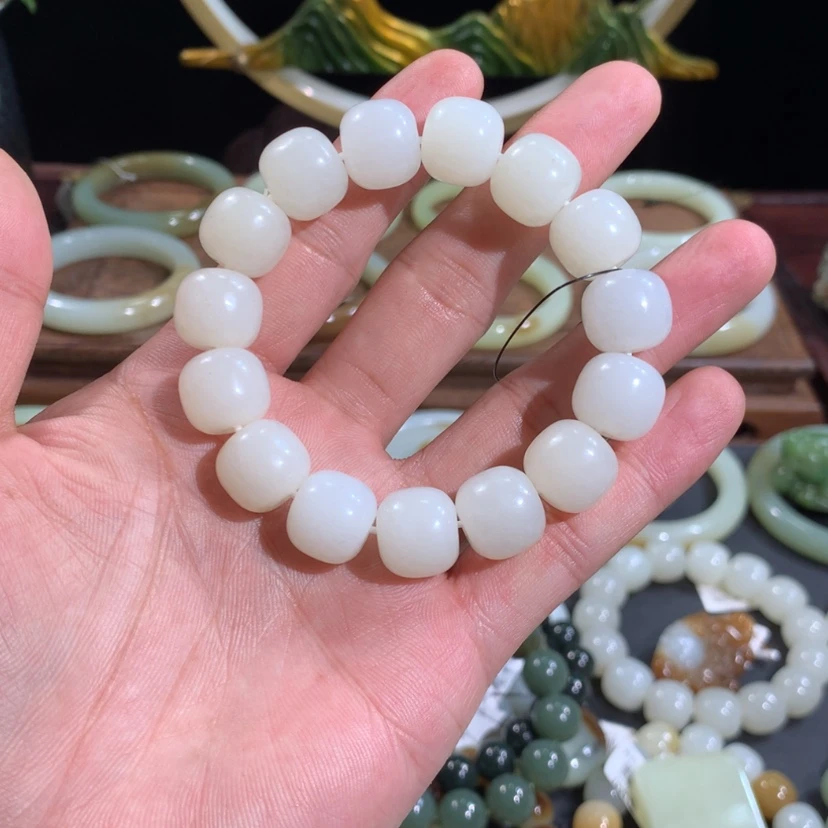 【闪购商品】和田玉手链未镶嵌富**油新疆且末天泰矿白玉手串