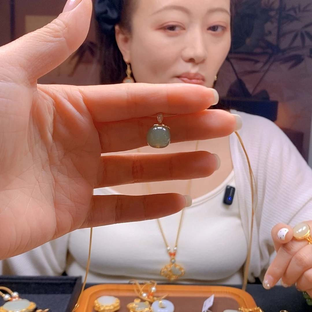 和田玉银S925镶嵌颈饰