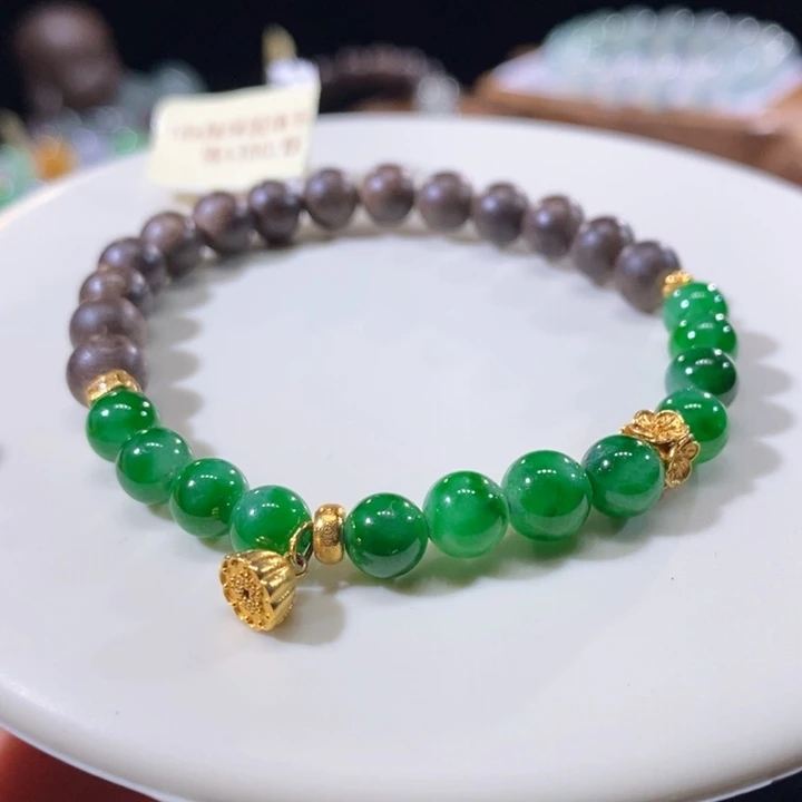 翡翠未镶嵌颈饰翡翠18K金辣绿珠手串