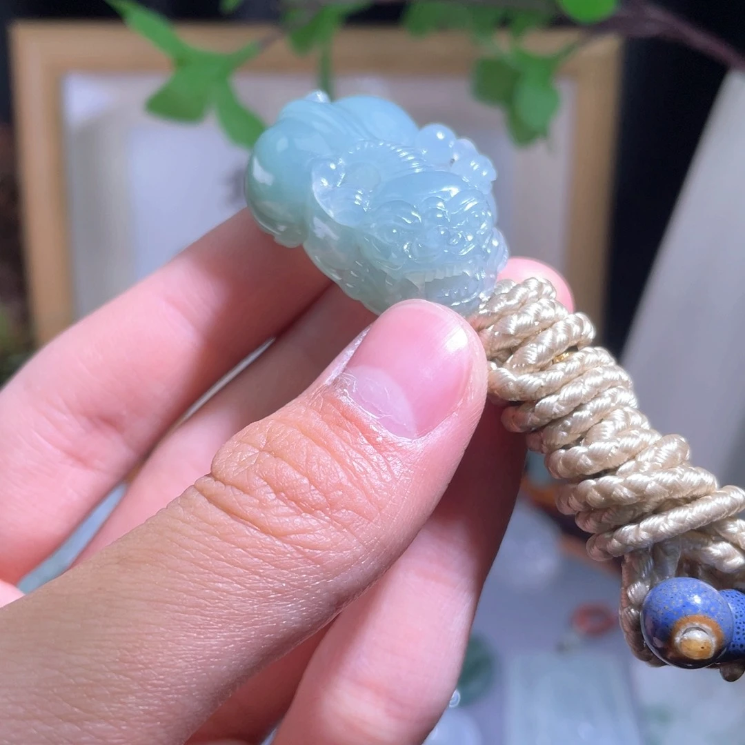 翡翠未镶嵌颈饰吊坠68