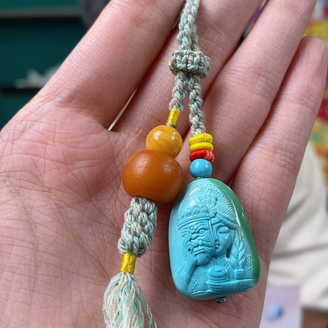 杰***卡绿松石未镶嵌珠宝奇石