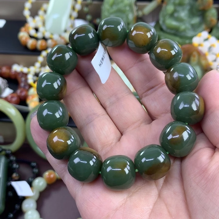 好***很透闪石质玉未镶嵌手串