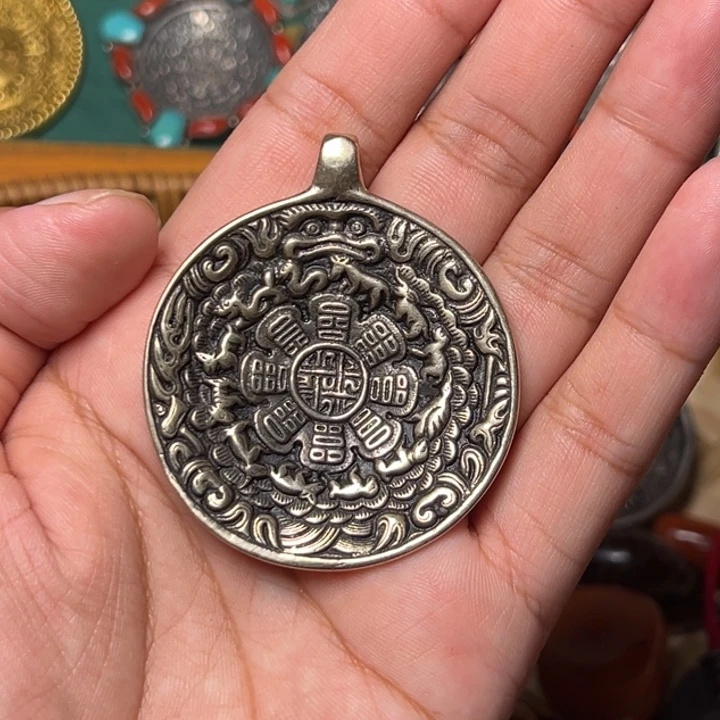 铜星月菩提吊坠项链