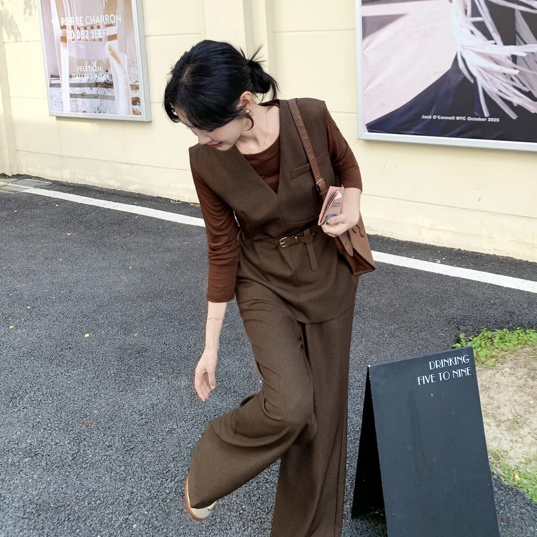 韩系通勤风时尚百搭套装女秋季新款气质简约马甲+内搭+长裤三件套