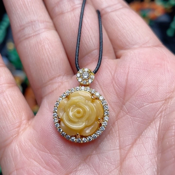 翡翠银S925镶嵌颈饰