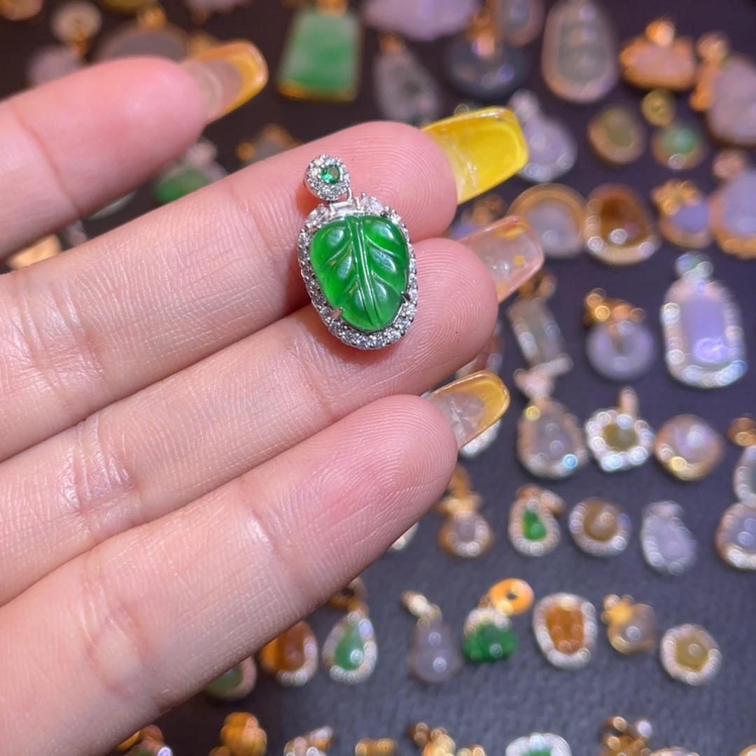 翡翠银S925镶嵌颈饰