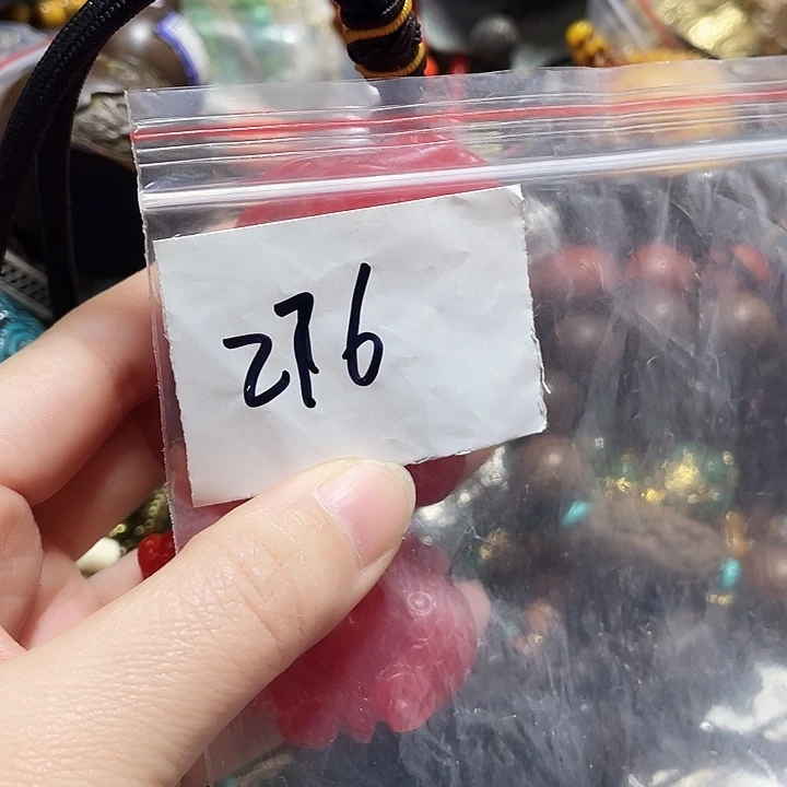 妞***琉璃/树脂/塑料类