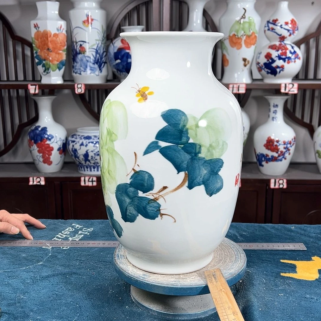 摆件景德镇陶瓷大冬绿牡