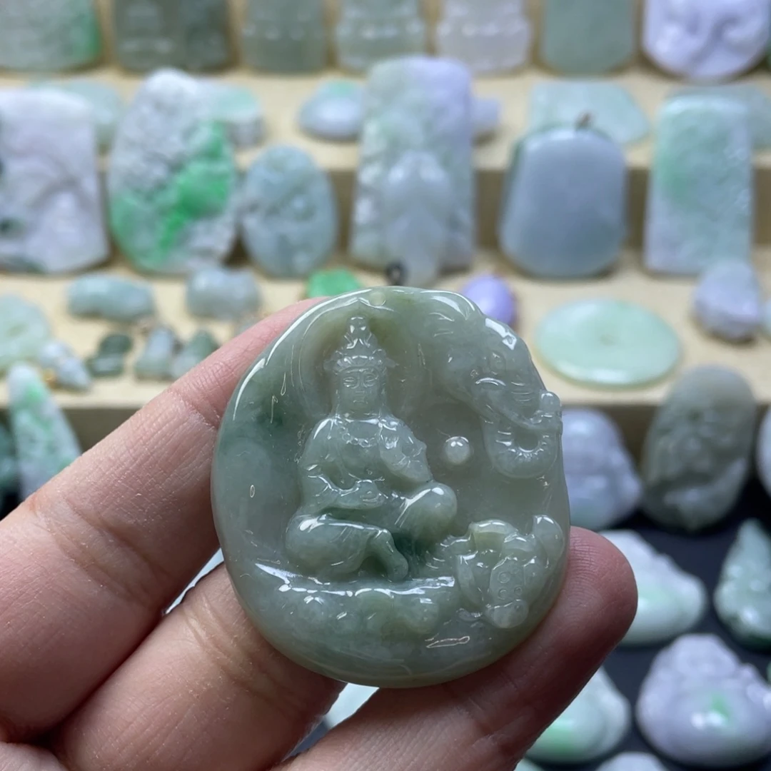 翡翠未镶嵌颈饰纯天然翡翠