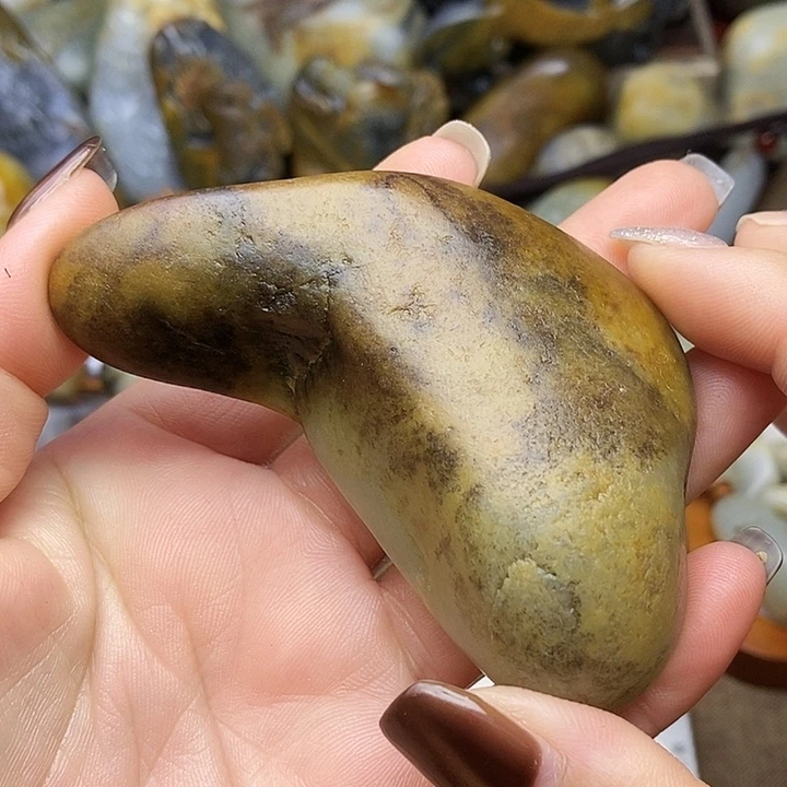 老***哥和田玉未镶嵌颈饰