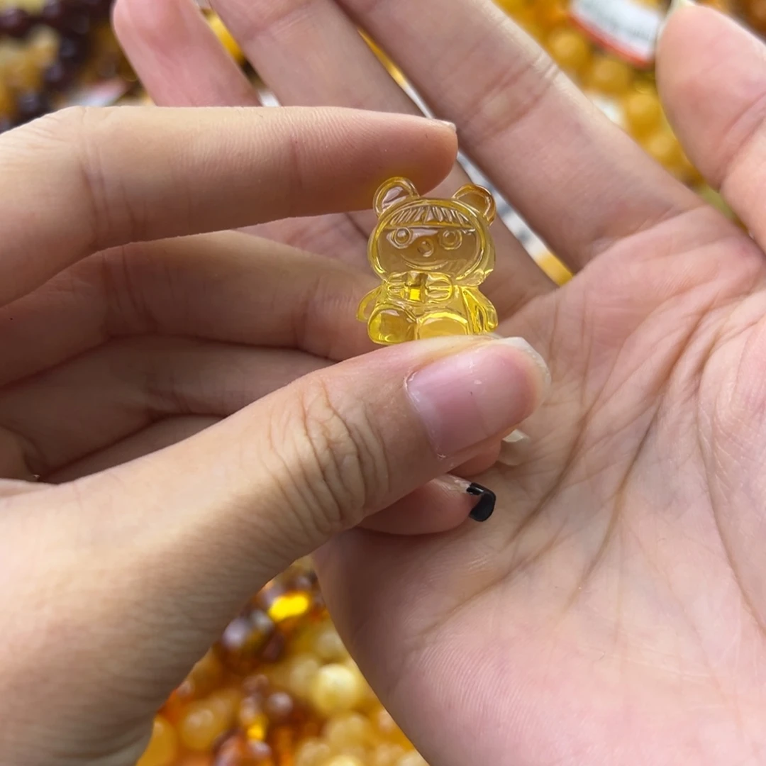 琥珀珠宝奇石未镶嵌