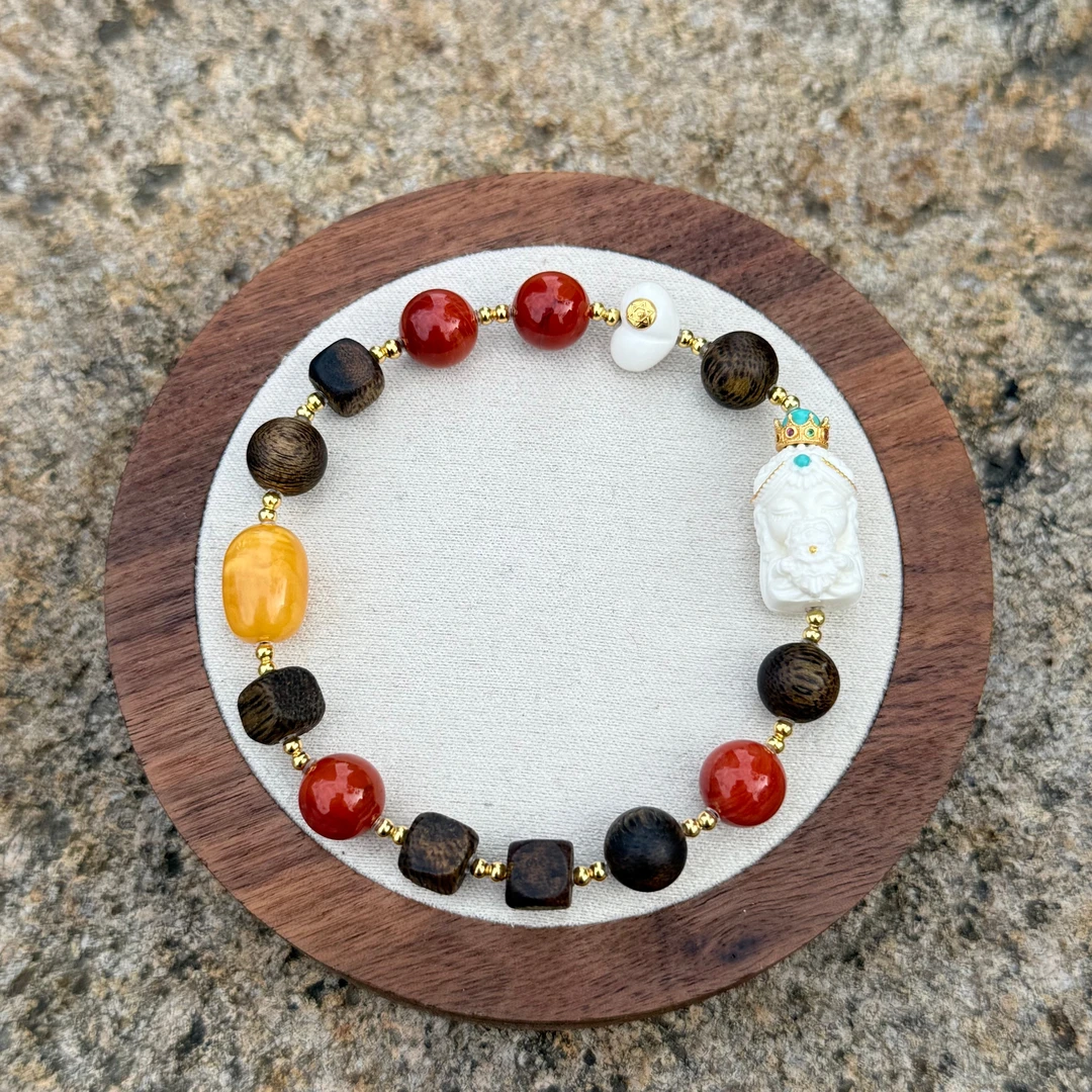 沉香【紫萱】奇楠沉香8mm方珠猛犸扎基拉姆单圈手串