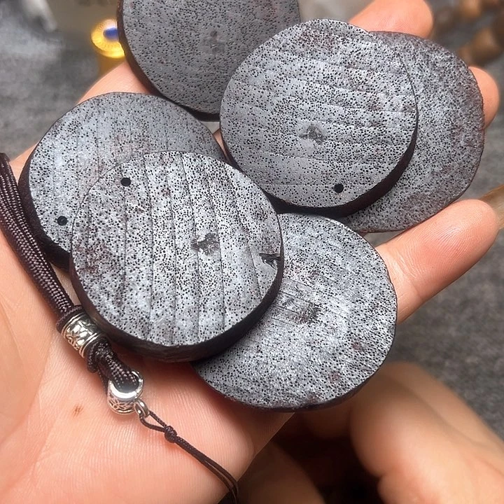 藤类降真香随形4.8左右紫红油发其二