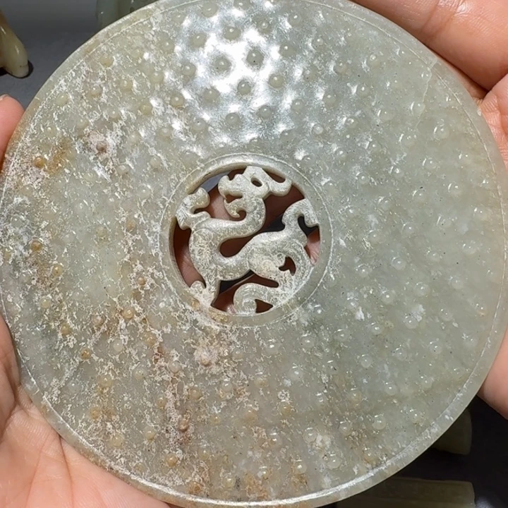 江***南颈饰未镶嵌和田玉
