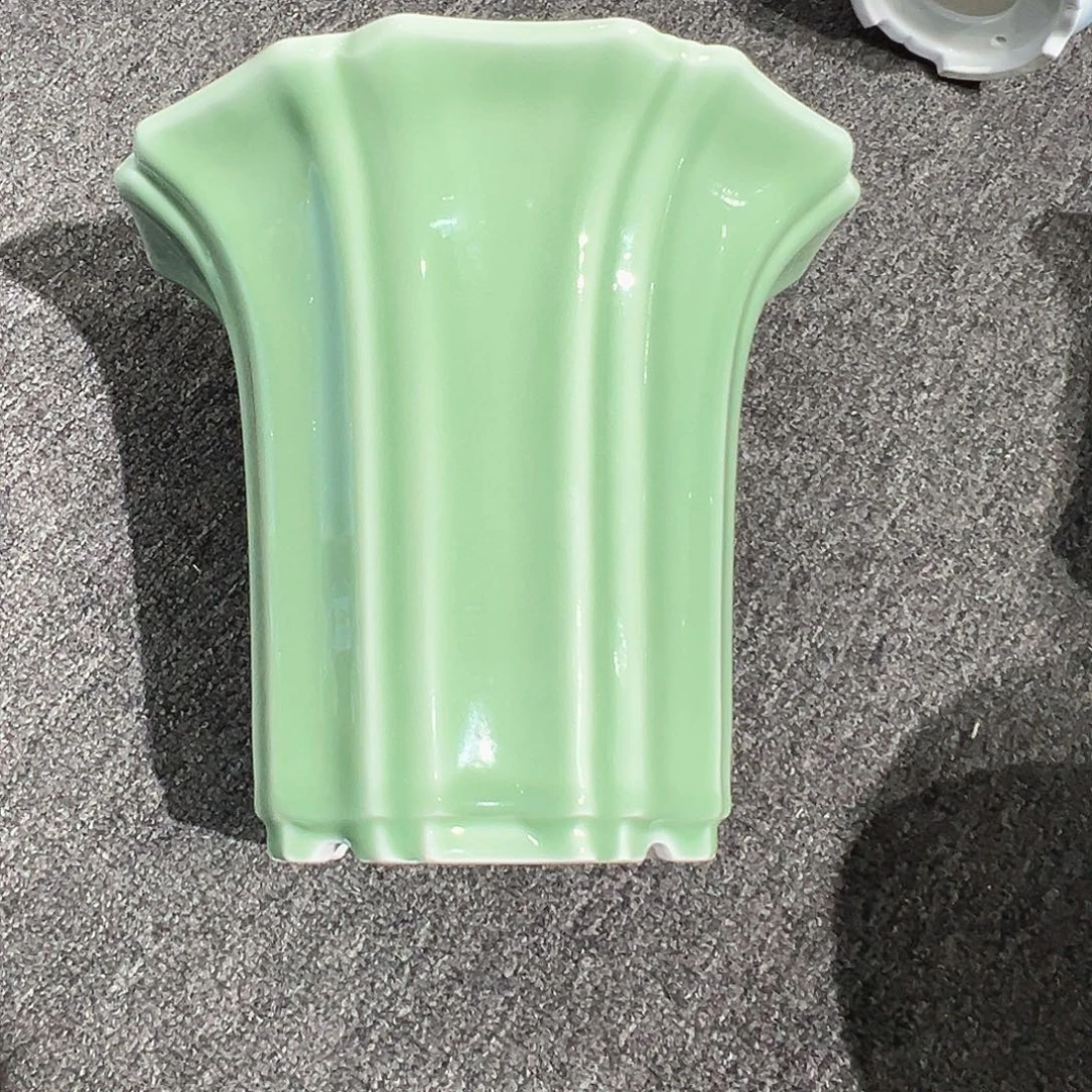 救***伤花器色釉刮凌陶瓷花器