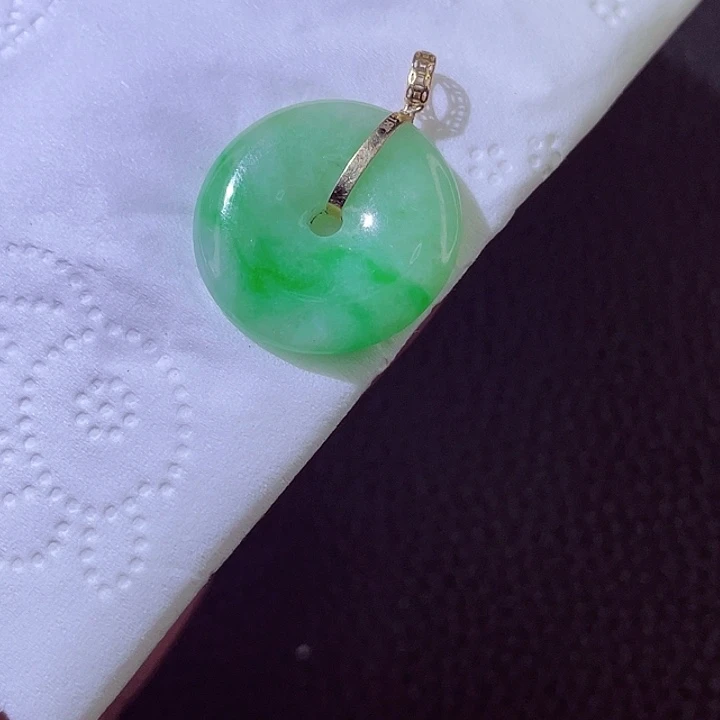 颈饰18K金镶嵌翡翠翡翠