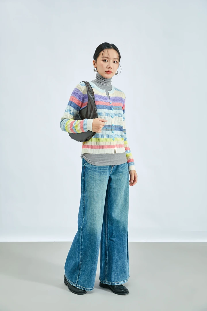 2025秋冬新款复古彩色条纹针织开衫女宽松显瘦百搭圆领长袖上衣